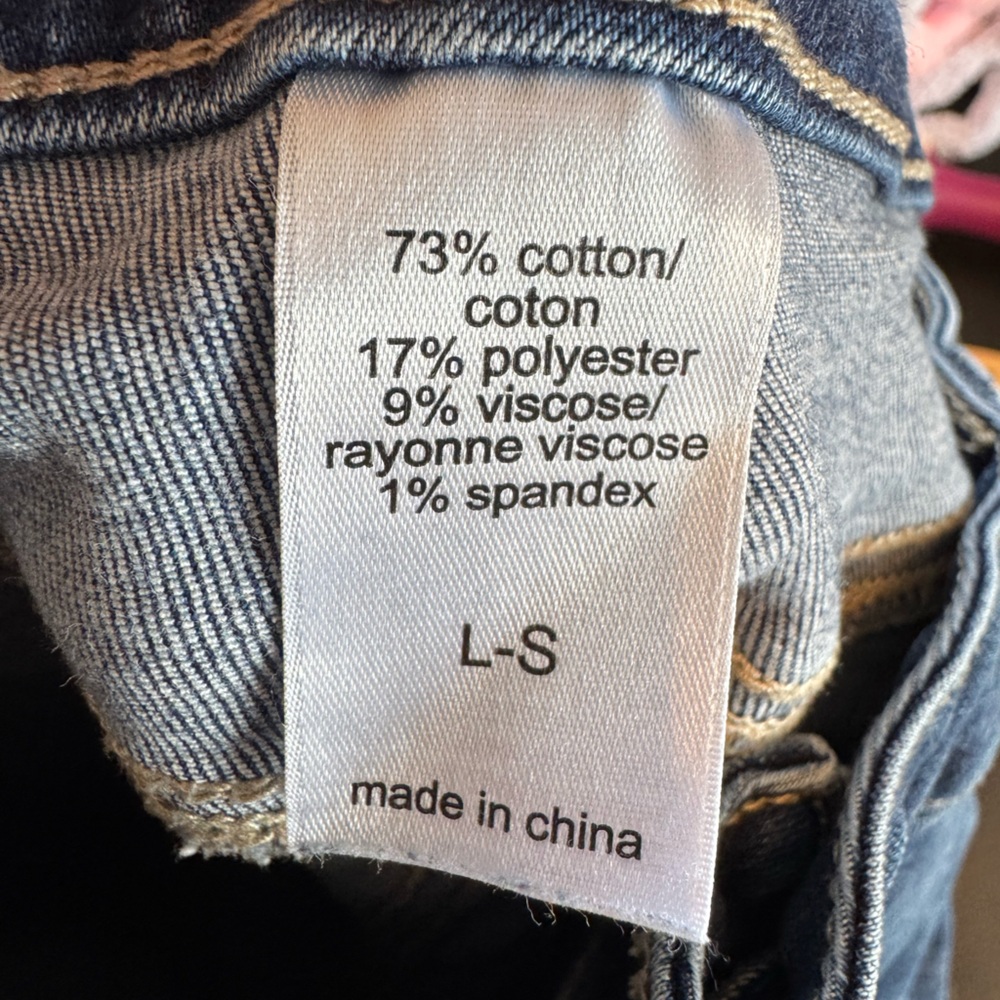 Maurice’s distressed stretch jean. Sz Large.‎ - Picture 5 of 7